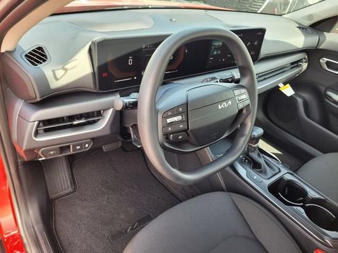New 2026 Kia K4 FWD image 9