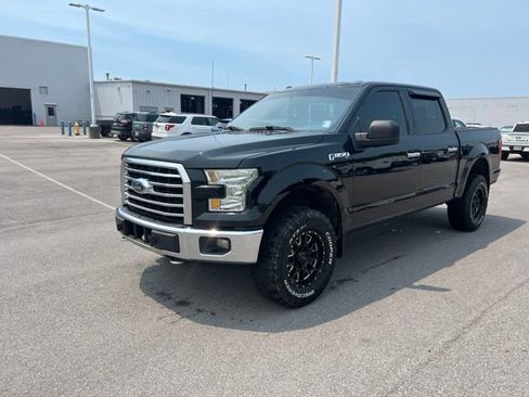 Used 2017 Ford F150 XLT w/ Equipment Group 302A Luxury AWD/4WD image 3