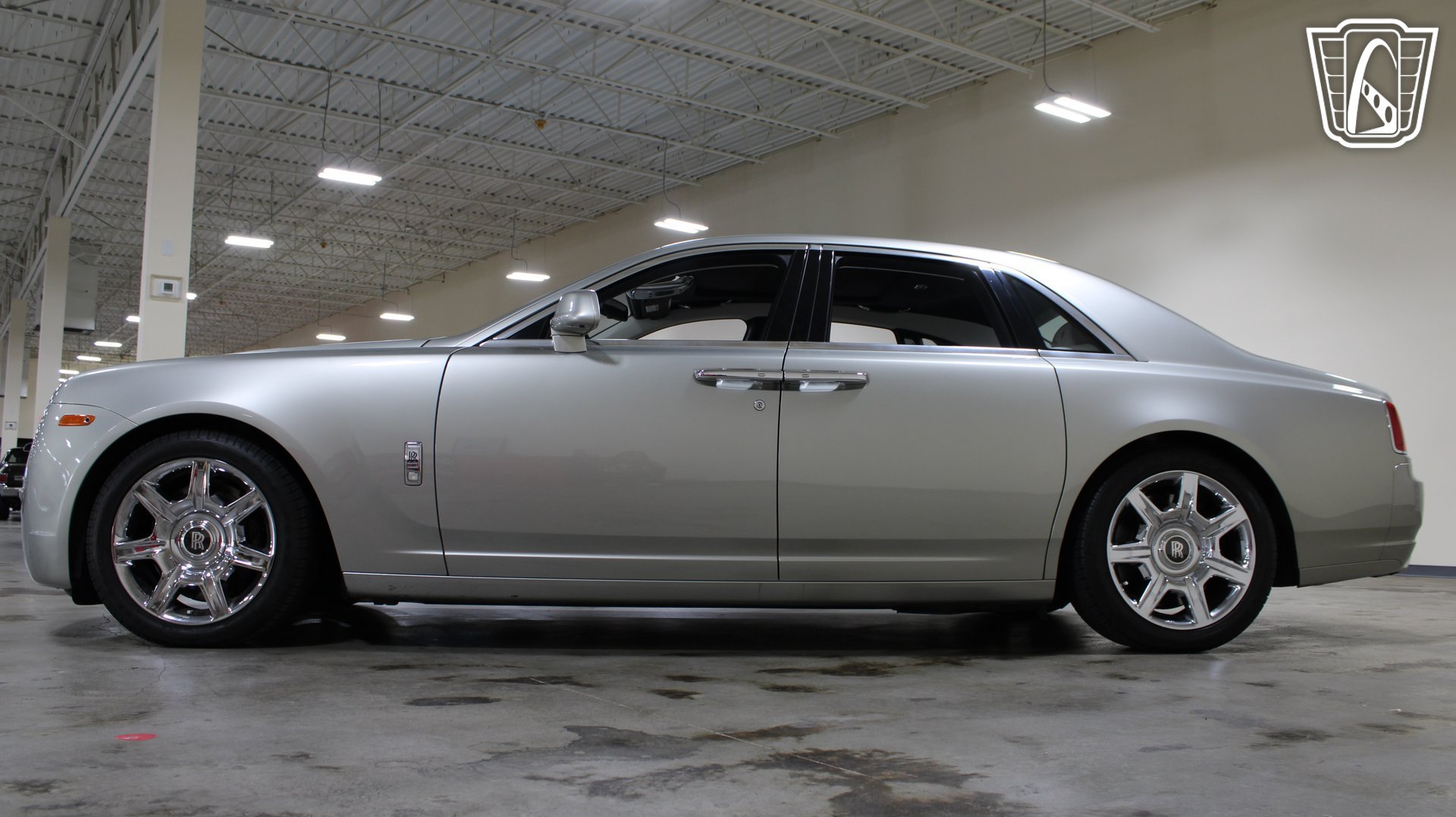 Used 2012 Rolls-Royce Ghost RWD image 25