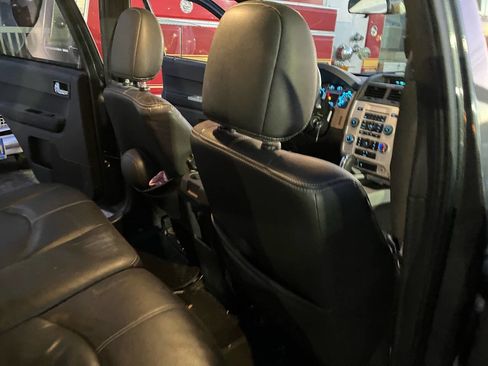 Used 2008 Mercury Mariner 2WD V6 image 37