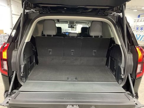 New 2026 Ford Expedition Active AWD/4WD image 24