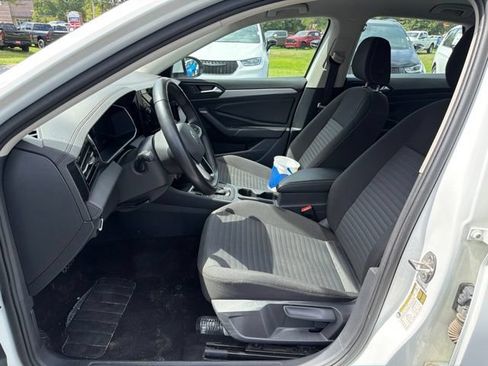 Used 2025 Volkswagen Jetta S FWD image 16