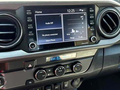 Used 2023 Toyota Tacoma TRD Sport w/ Technology Package RWD image 18