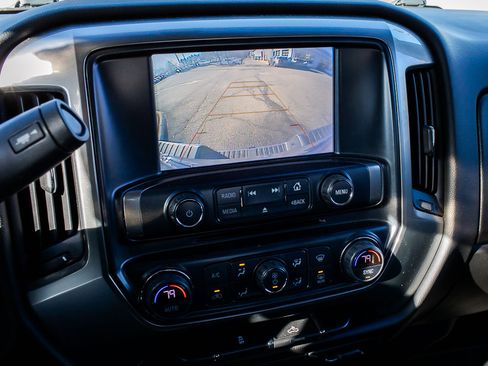 Used 2018 Chevrolet Silverado 1500 LT w/ All Star Edition image 21