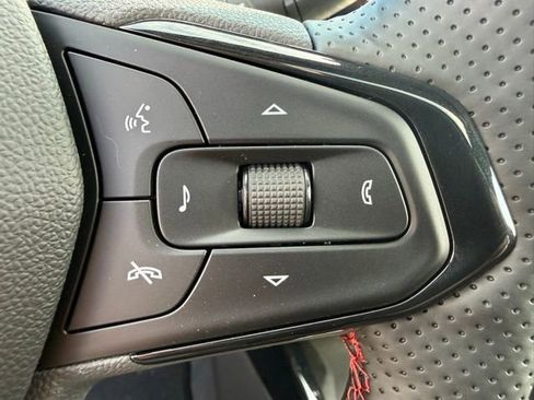 New 2026 Chevrolet Trax RS w/ Sunroof Package image 23