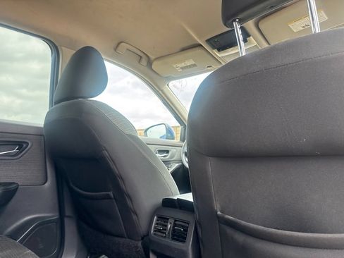 Used 2021 Nissan Rogue SV AWD/4WD image 29