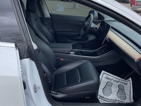 Used 2020 Tesla Model 3 image 6