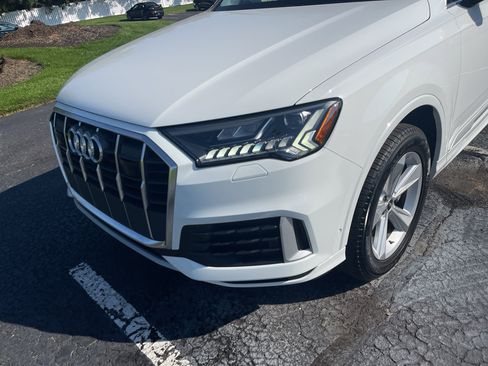 Used 2024 Audi Q7 Premium Plus image 2