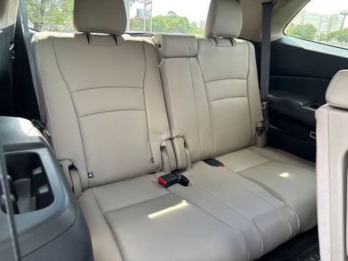 Used 2021 Honda Pilot EX-L image 14
