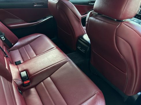 Used 2014 Lexus IS 250 w/ F-Sport Package RWD image 33
