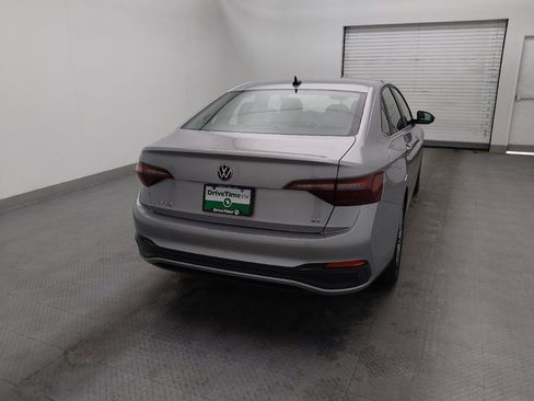 Used 2024 Volkswagen Jetta SE image 6