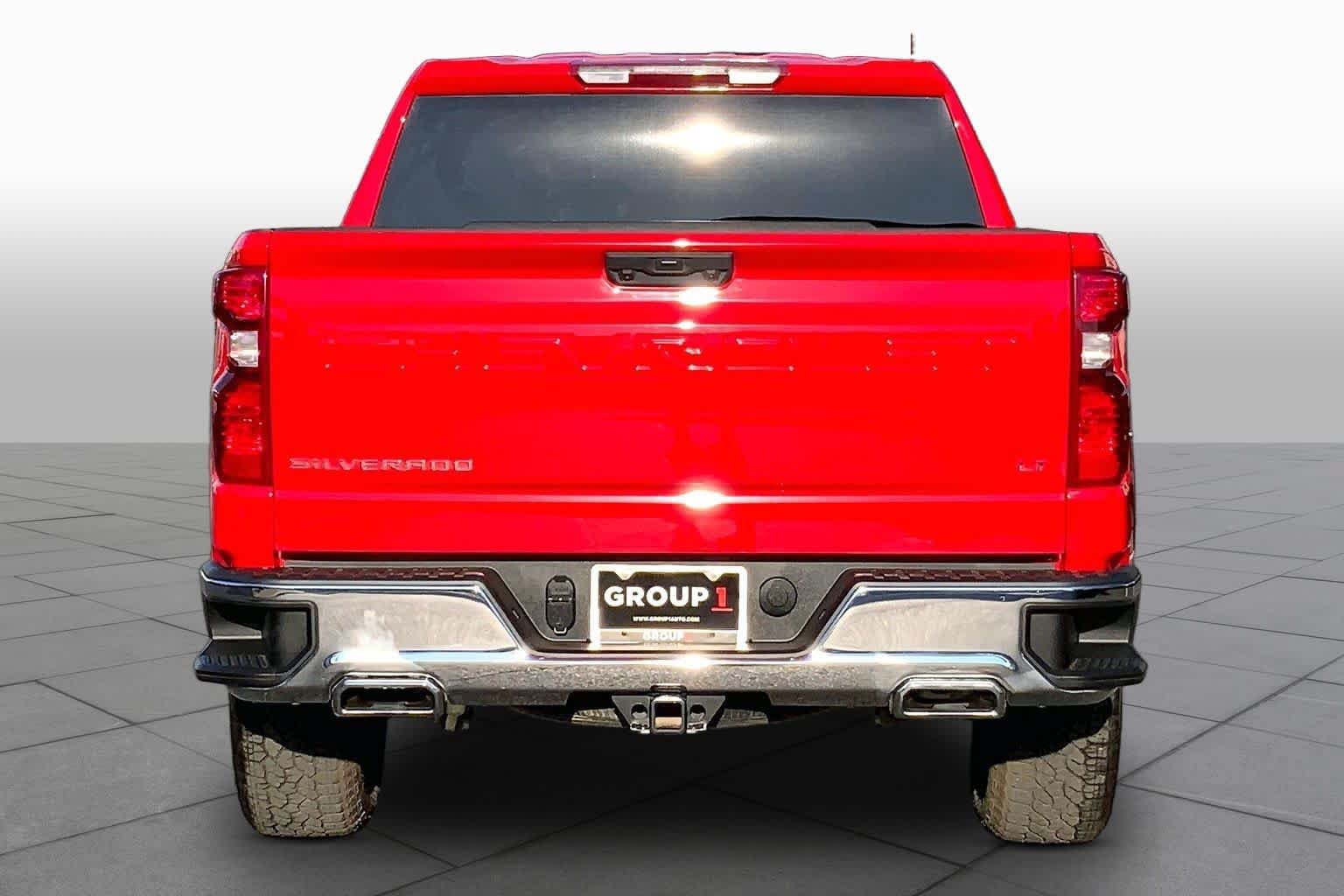Used 2025 Chevrolet Silverado 1500 LT w/ Z71 Off-Road Package AWD/4WD image 5