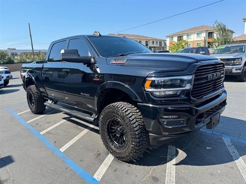 Used 2019 RAM 2500 Laramie AWD/4WD image 1