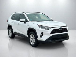 Certified 2021 Toyota RAV4 XLE w/ Convenience Package AWD/4WD video 3