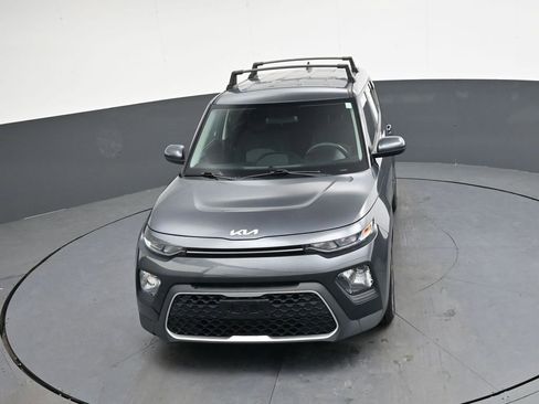 Used 2022 Kia Soul LX image 25