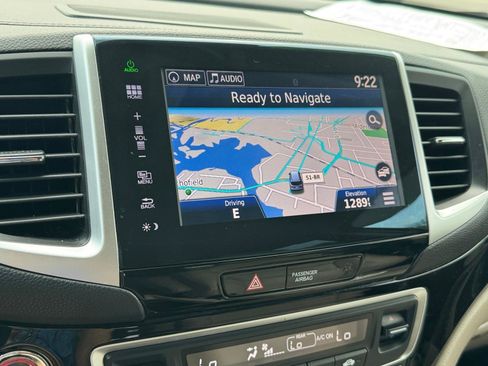 Used 2016 Honda Pilot Touring image 20