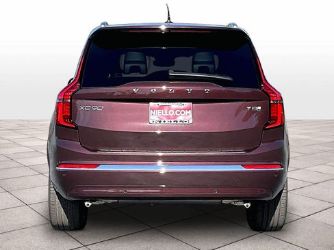 New 2026 Volvo XC90 T8 Ultra w/ Lounge Package image 6
