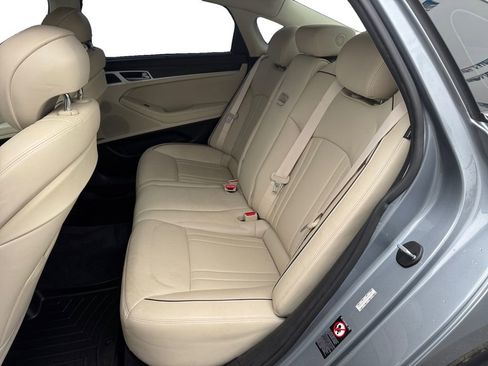 Used 2017 Genesis G80 3.8 w/ Option Group 03 image 16