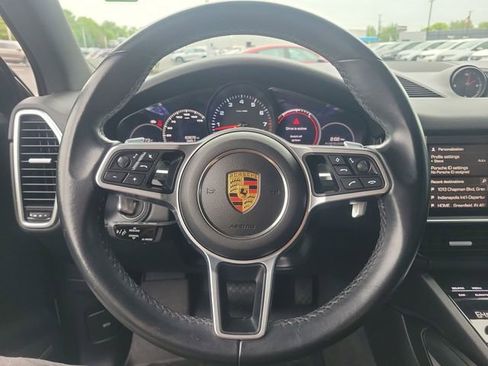Used 2021 Porsche Cayenne AWD/4WD image 30