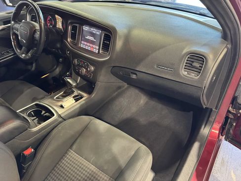 Used 2019 Dodge Charger GT RWD image 5