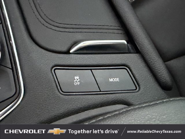 Used 2025 Cadillac XT5 Premium Luxury w/ LPO, Floor Liner Package AWD/4WD image 21