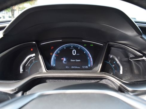 Used 2020 Honda Civic EX image 17