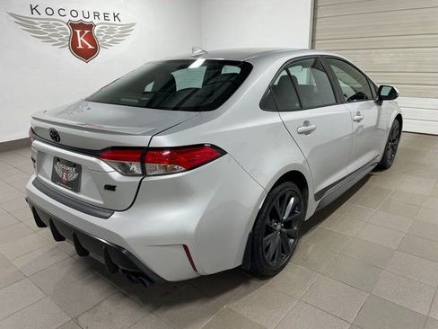 Used 2024 Toyota Corolla SE image 6