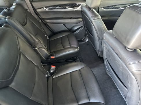 Certified 2025 Cadillac XT6 Premium Luxury image 36