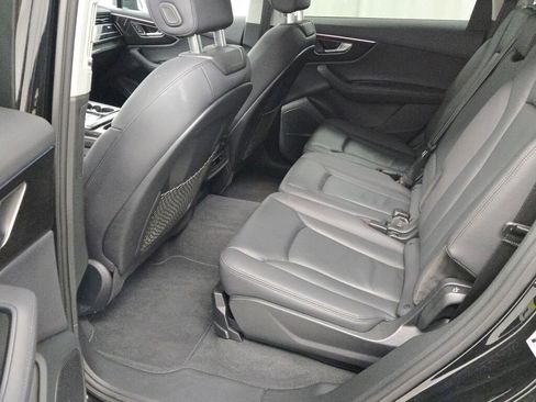 Used 2024 Audi Q7 3.0T Premium Plus image 22