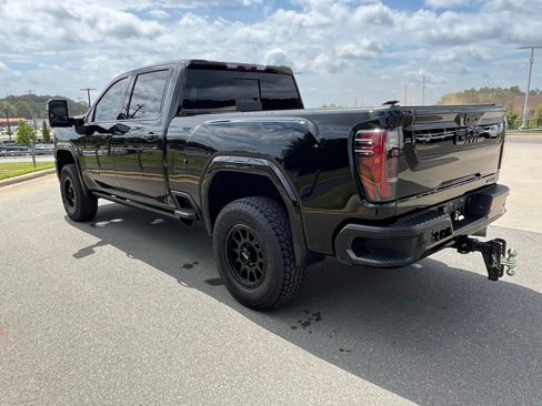 Used 2024 GMC Sierra 2500 AT4 w/ AT4 Premium Plus Package AWD/4WD image 7