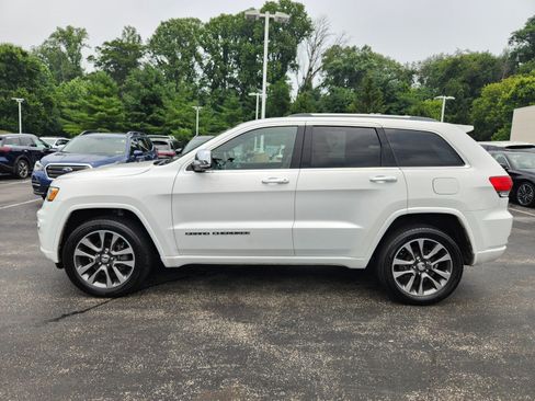 Used 2018 Jeep Grand Cherokee Overland AWD/4WD image 5