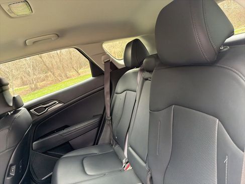 Certified 2023 Kia Sportage EX image 13