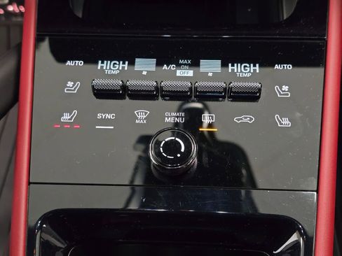 Certified 2024 Porsche Cayenne Turbo GT image 17