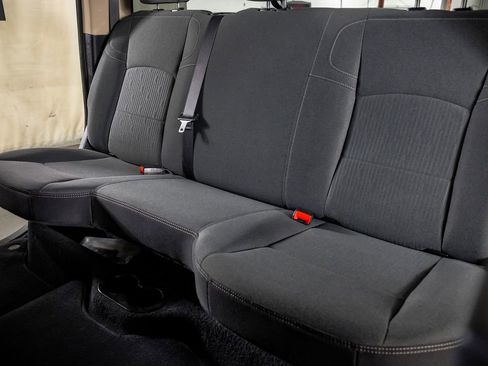 Used 2022 RAM 3500 Big Horn image 31