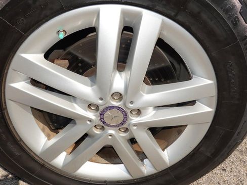 Used 2013 Mercedes-Benz GL 450 4MATIC image 9