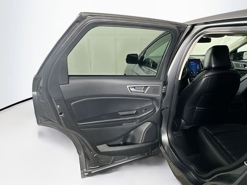Used 2023 Ford Edge SEL image 24