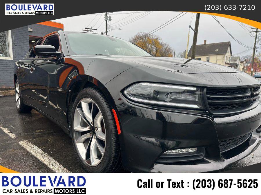 Used 2016 Dodge Charger R/T RWD image 2