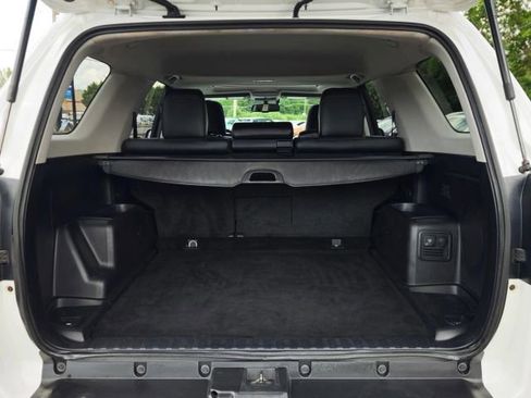 Used 2017 Toyota 4Runner Limited AWD/4WD image 36