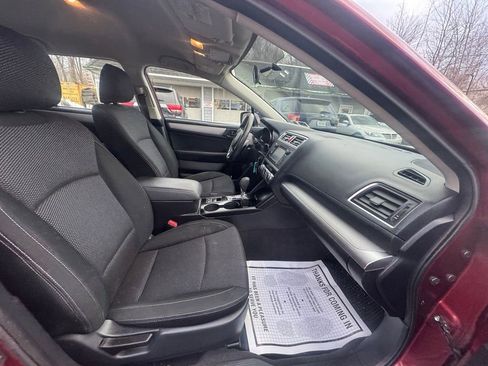 Used 2017 Subaru Outback 2.5i AWD/4WD image 24