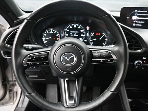 Used 2024 MAZDA MAZDA3 Hatchback w/Premium Plus Pkg image 3