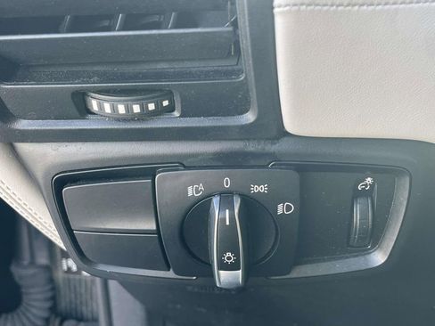 Used 2016 BMW i3 w/ Range Extender RWD image 12