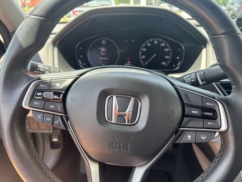 Used 2020 Honda Accord EX-L image 23