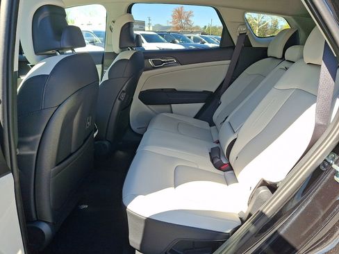 New 2026 Kia Sportage EX image 6