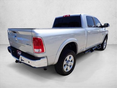 Used 2014 RAM 2500 Laramie AWD/4WD image 4