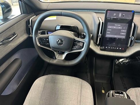 New 2026 Volvo EX30 Ultra image 15