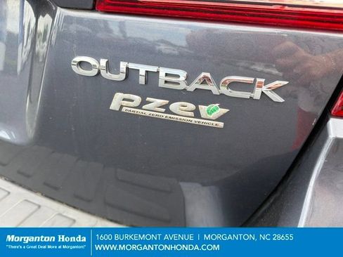 Used 2016 Subaru Outback 2.5i Limited AWD/4WD image 5