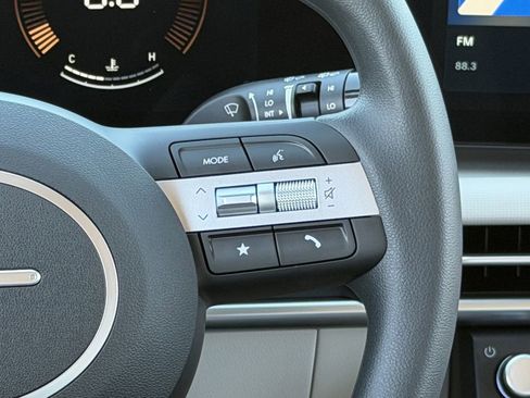 New 2026 Hyundai Tucson SE image 15