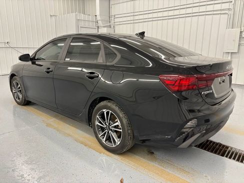 Used 2024 Kia Forte LXS w/ LXS Technology Package image 6