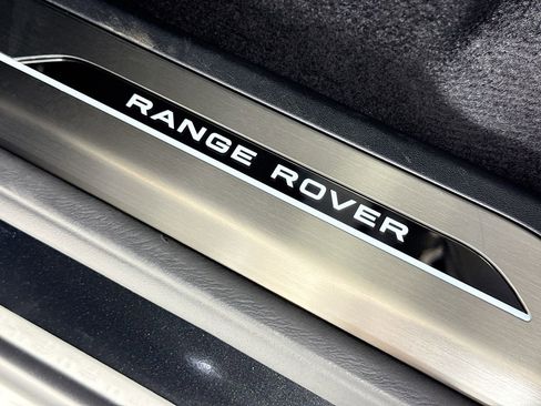 Used 2025 Land Rover Range Rover Sport Dynamic SE AWD/4WD image 18