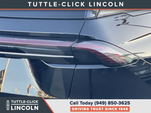 Certified 2024 Lincoln Nautilus Black Label AWD/4WD image 9